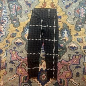 Offline By Aerie Real Me Xtra Leggings, Large, black/gray herringbone